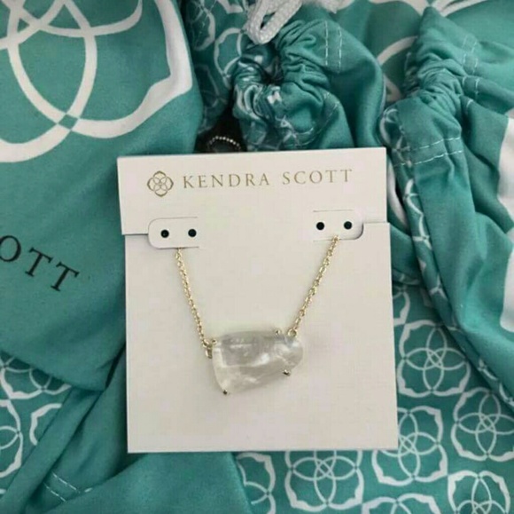Kendra Scott Isla Necklace - Picture 2 of 5